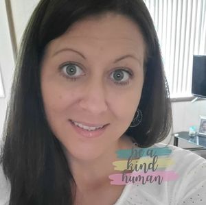 Meet your Posher, Carrie